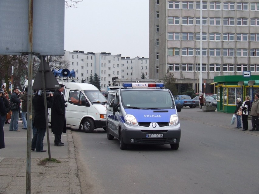 Przemarsz pilotowali policjanci z KPP w Sieradzu. Fot. Piotr...