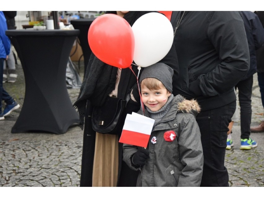 Rodzinnie i radośnie na obchodach Święta Niepodległości w Augustowie 