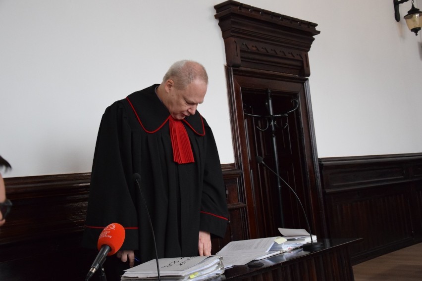 Koniec procesu burmistrza Szczecinka. Kiedy wyrok? [zdjęcia]