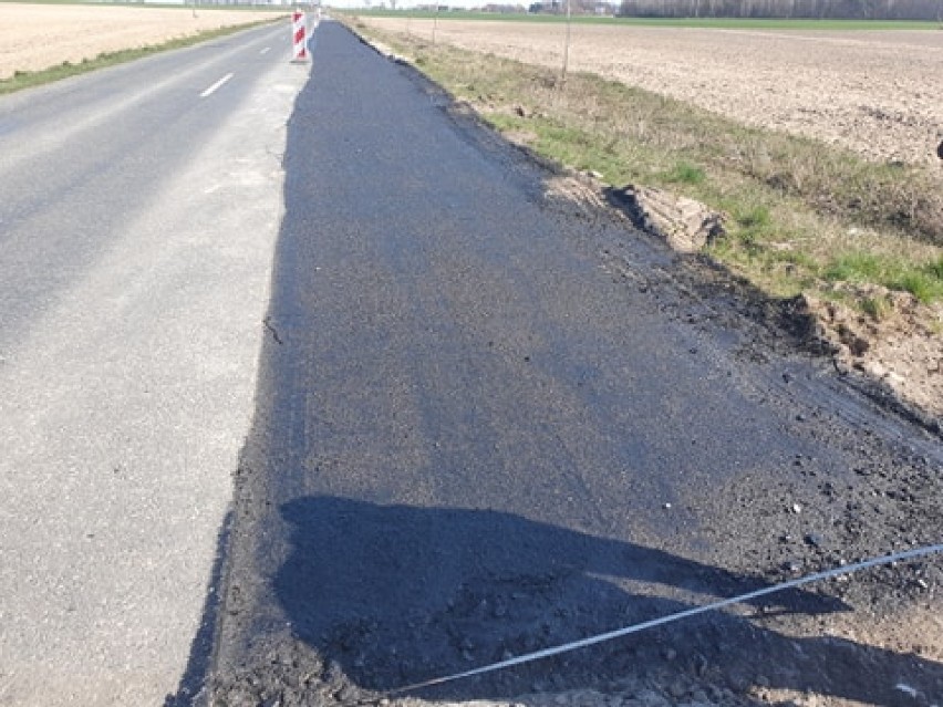 Trwa przebudowa drogi  Rąbczyn - Żabiczyn w gminie Wągrowiec