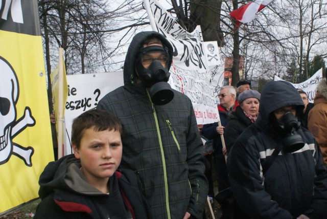 Strzemieszyczanie protestowali przeciwko odpadom z Salwadoru i zanieczyszczaniu ich dzielnicy