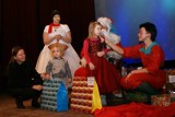 Impreza Mikołajkowa w Miejskim Domu Kultury w Opocznie. Ponad setka dzieci z prezentami [zdjęcia]