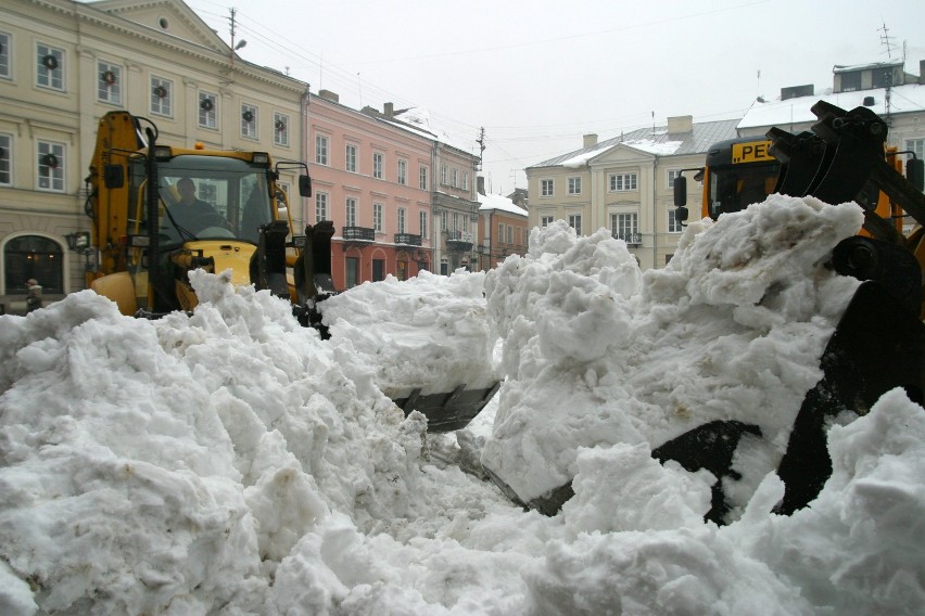 Zima w Piotrkowie i regionie 15 lat temu. Mróz i śnieg. Taki...