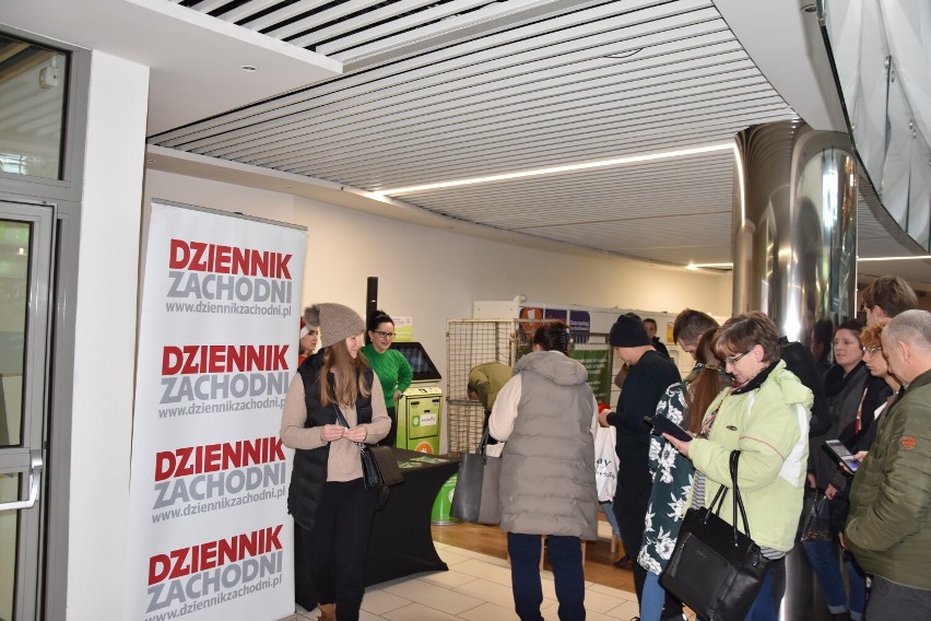 Choinka za surowce wtórne odwiedziła Forum Gliwice