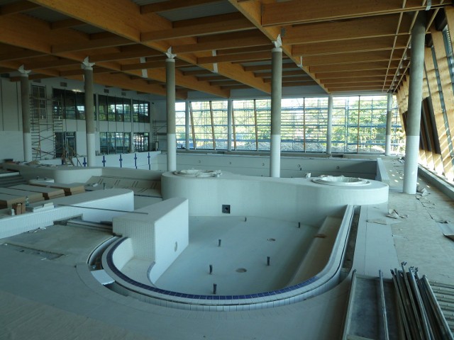 Budowa centrum sportowo-rekreacyjnego Aqua-Zdrój w Wałbrzychu, została zrealizowana w około 75 procentach