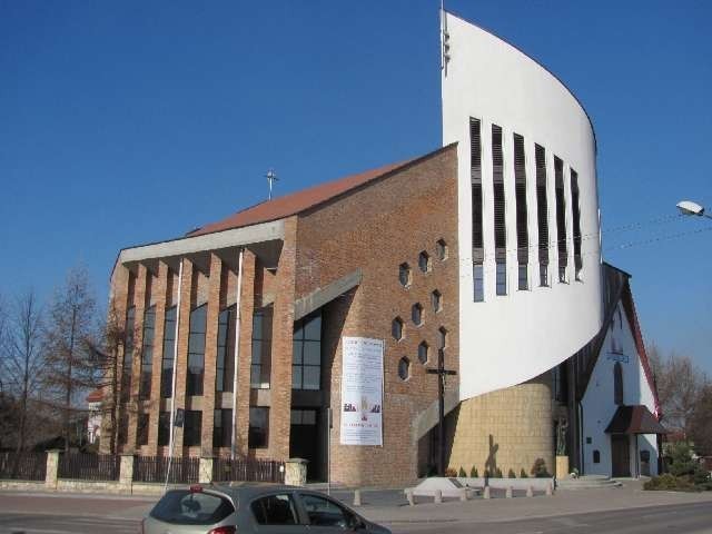 Kościół św. Apostołów Piotra i Pawła przy ul. Jana Pawła II