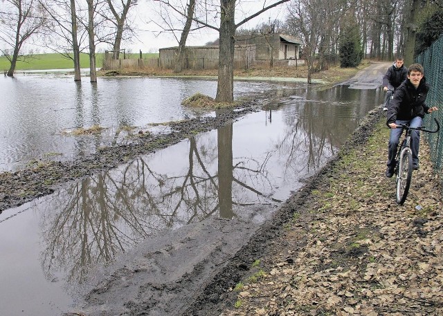 Ulica Usługowa pod wodą