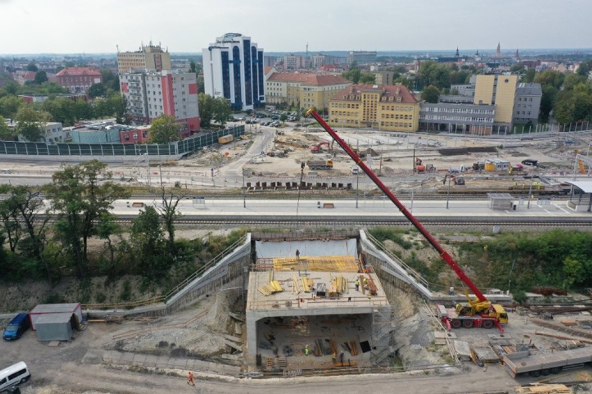 Centrum przesiadkowe Opole Wschodnie - prace w rejonie...
