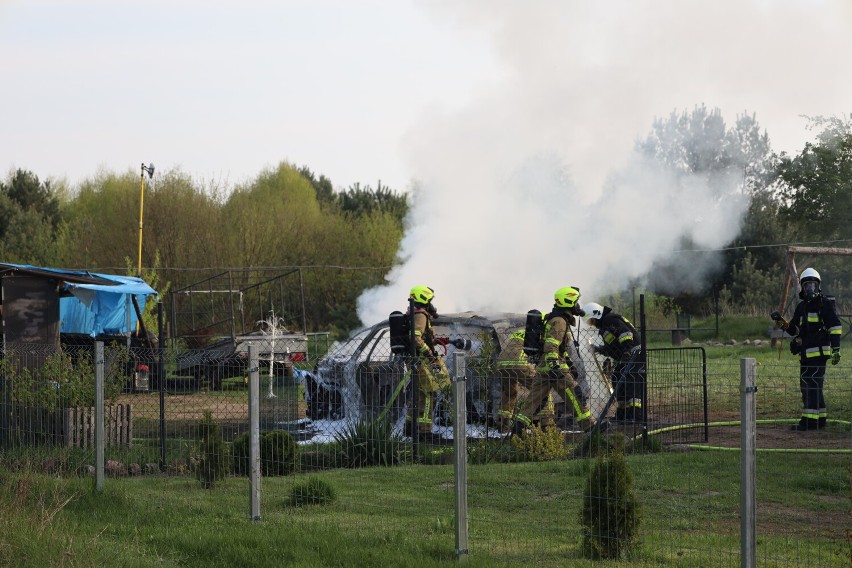 W Strzyżewie Paczkowym spłonął samochód [FOTO]