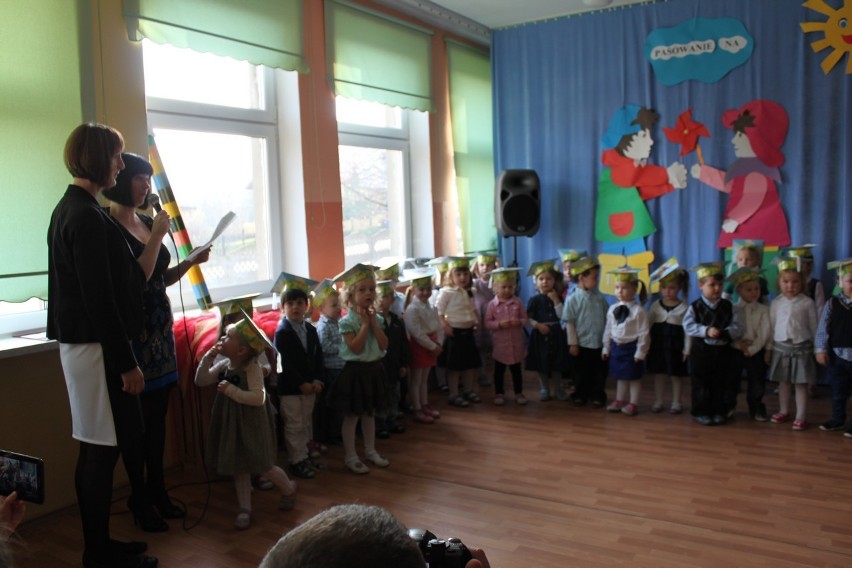 Pasowanie na przedszkolaka w Porębie