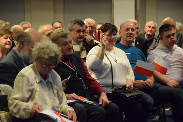 Kilkaset osób wzięło dzisiaj 4 lutego udział w spotkaniu z eurodeputowaną Jadwigą Wiśniewską w Bielsku-Białej