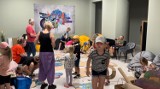 Przystanek Olecko: Warsztaty teatralno-plastyczne dla dzieci i młodzieży [WIDEO]
