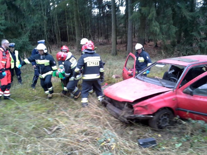 Wyszyny. Wypadek drogowy, ucierpiał mężczyzna