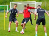 Lechia Gdańsk zaczyna zgrupowanie i zagra trzy sparingi przed sezonem. Kto będzie rywalem w kwalifikacjach Ligi Konferencji?