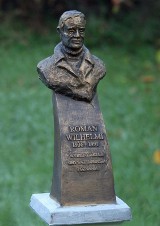 Pomnik Romana Wilhelmiego w Poznaniu. Zobacz projekt