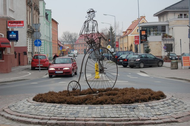 Mężczyzna na bicyklu to owoc poprzedniego konkursu dla studentów