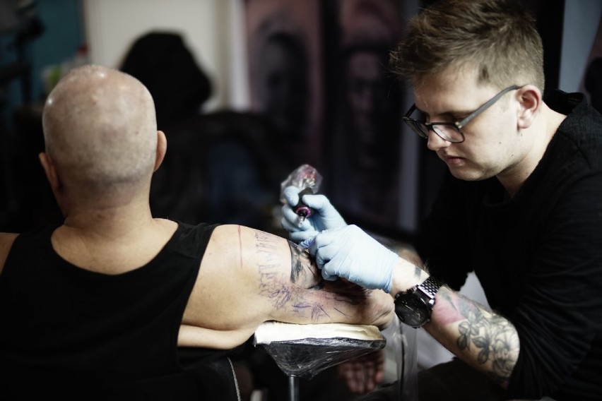 Poznań Tattoo Konwent 2016: Święto miłośników tatuażu na MTP [ZOBACZ ZDJĘCIA]