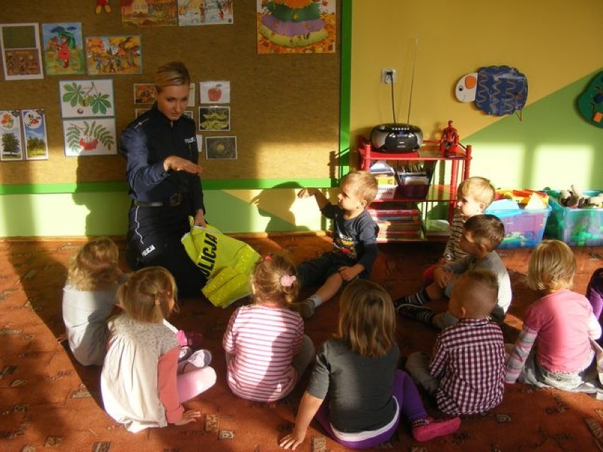 Sztutowo. Dzieci z przedszkola poznały zasady bezpiecznego...