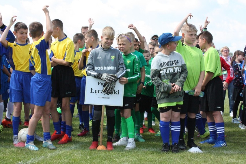 Zespoły z lubelskiego walczyły w finale wojewódzkim "Z Podwórka na Stadion o Puchar Tymbarku" (ZDJĘCIA)