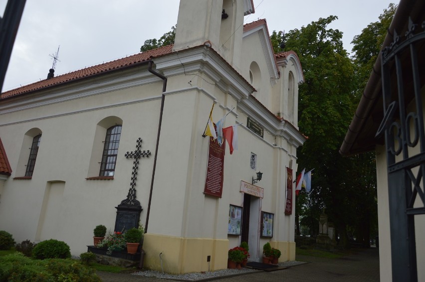 Uroczysta Msza Święta z okazji inauguracji roku szkolnego w Kościele Świętego Stanisława w Skierniewicach [ZDJĘCIA]