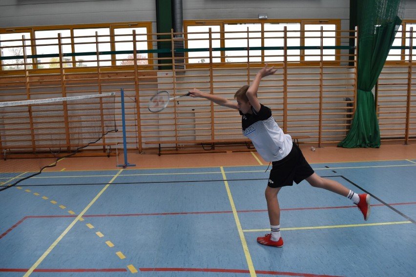 W Gniewie rozgrywano mecze o awans do Finału Wojewódzkiego w Badmintonie