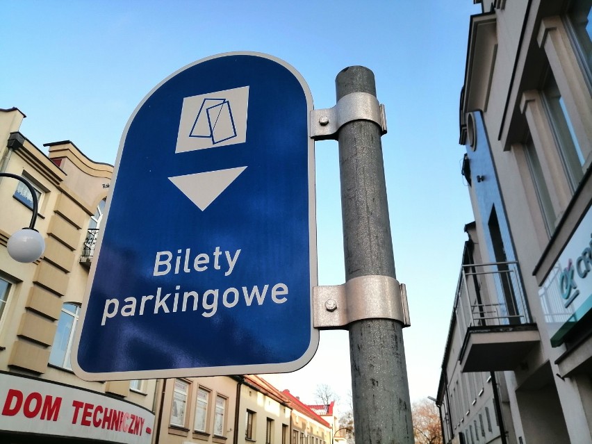 Parkowanie w Wieluniu. Od 1 lutego wyższa opłata za krótki postój w centrum. Zniesiono też ulgową stawkę opłaty karnej