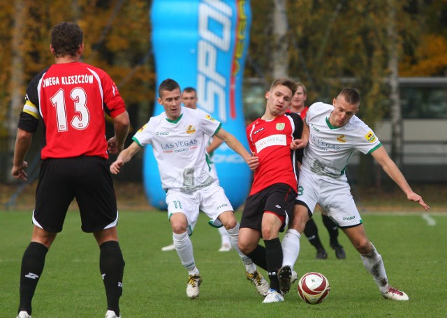 Lechia Tomaszów Maz. ostatnio dwukrotnie pokonała Omegę Kleszczów. W III lidze 1-0 i w Pucharze Polski 3-1