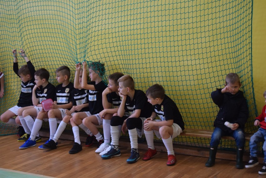 W Szkole Podstawowej nr 6 w Kościerzynie odbył się turniej piłki halowej Kościerzyna CUP 2019 [ZDJĘCIA]
