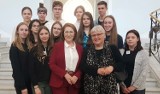 Poseł Anna Milczanowska zaprosiła młodzież z Radomska na wycieczkę do Sejmu. ZDJĘCIA