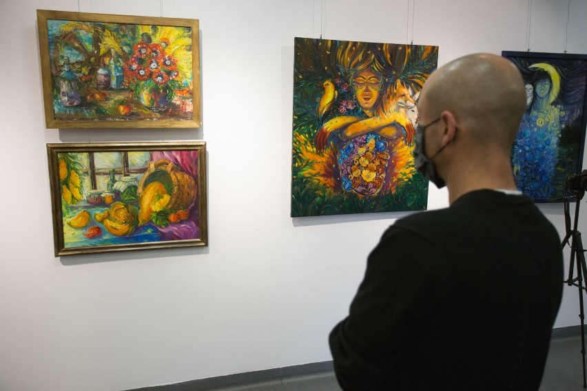 Wernisaż wystawy ukraińskiej malarki polskiego pochodzenia - Marty Zwarycz