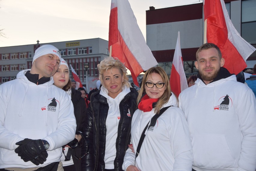 Manifestacja przeciwiników szczepień w Sieradzu