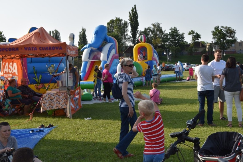 Sobota drugim dniem Zlotu Food Trucków w Tczewie [ZDJĘCIA]