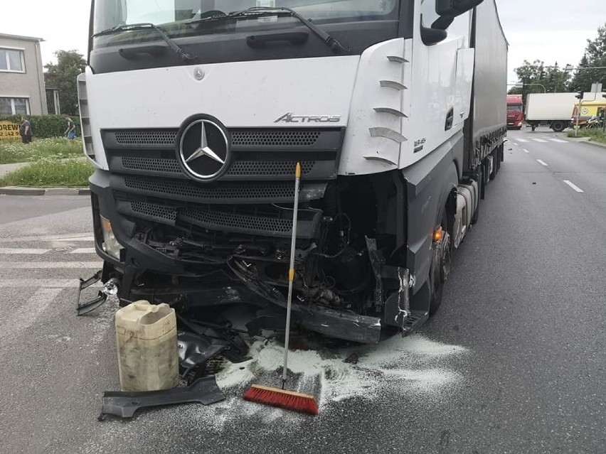 Wypadek w Bydgoszczy na skrzyżowaniu Kamiennej i Wyszyńskiego [zdjęcia]