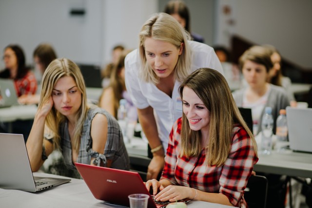 Warszataty programistyczne i spotkania w ramach Geek Girls Carrots.