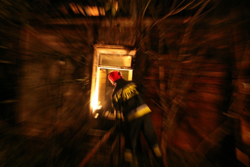 Zdjęcia z działań straży pożarnej w galerii