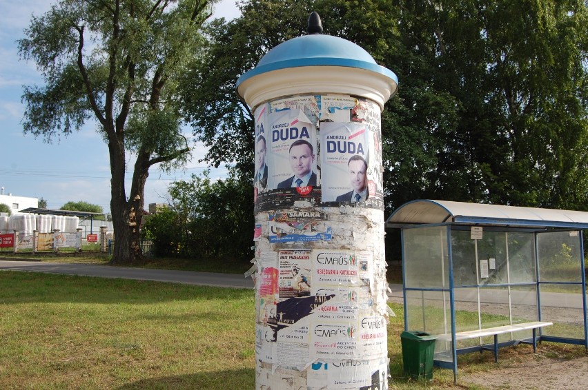 Plakaty wyborcze w Niestępowie, 27.06.2015