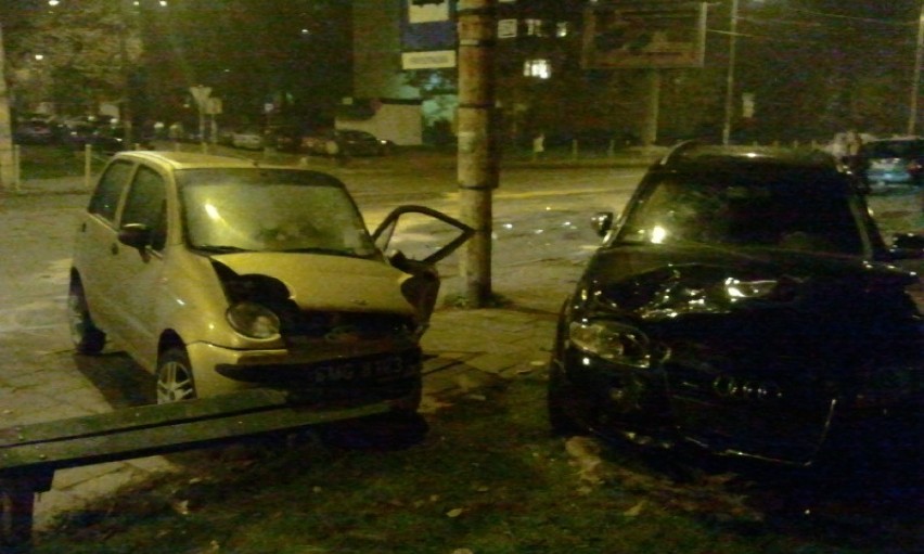 - Do zderzenia dwóch samochodów doszło wieczorem na...