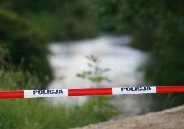 W wyniku zdarzenia 57-letni mieszkaniec gminy Czarna doznał...