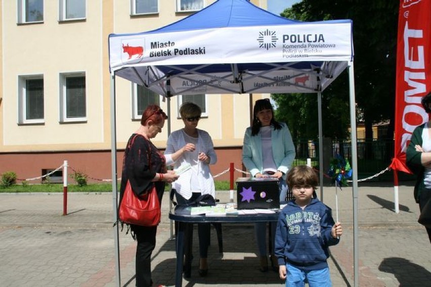 Na mieszkańców czekała prezentacja sprzętu służbowego oraz...