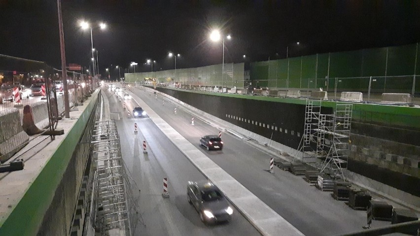 Tunel pod DK 81 w Katowicach został otwarty dla ruchu 2...