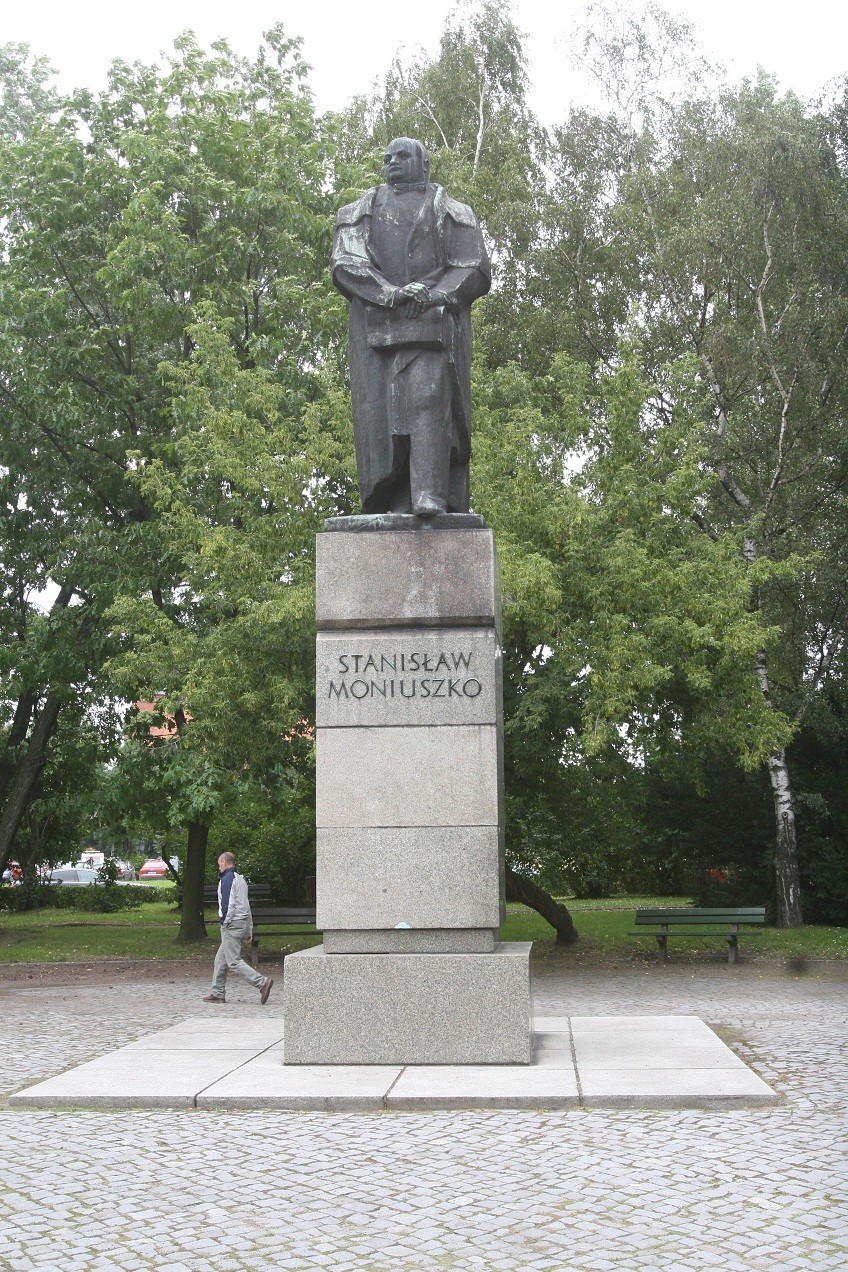 Pomnik Moniuszki