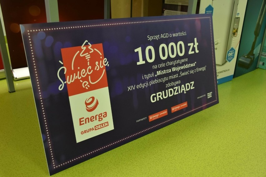 Dobroczynne nagrody w konkursie „Świeć się z Energą” wręczono w Grudziądzu 