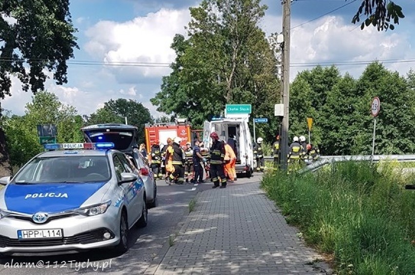 Wypadek w Bieruniu: Motocyklista zderzył się z osobówką [ZDJĘCIA]