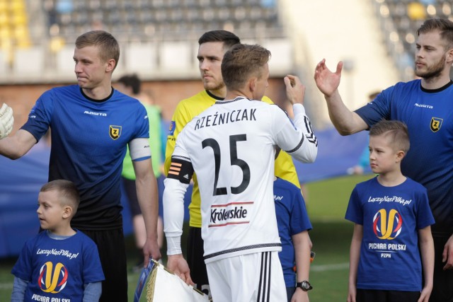 Legia Warszawa - Zawisza Bydgoszcz 2:1. Zobacz ujęcia z meczu! [ZDJĘCIA]