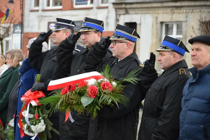 Obchody pod Pomnikiem Walki i Męczeństwa w Sępólnie...