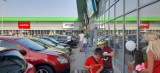 Nowe centrum handlowe Vendo Park w Skarżysku. W piątkowe popołudnie na zakupach mnóstwo ludzi. Zobaczcie zdjęcia