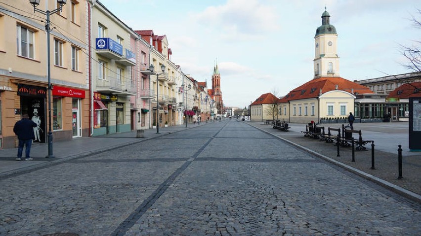 Krajobraz Białegostoku, gdy miasto znalazło się w czerwonej...