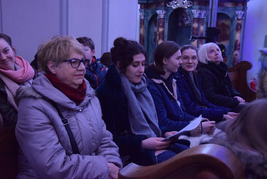 Schola Cantorum w Kaliszu. Koncert inauguracyjny w kościele...