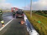 Opole: Pożar Peugeota na obwodnicy północnej