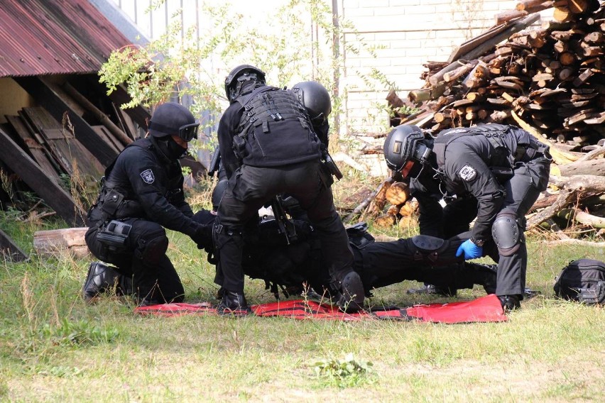 Bunt, pożar i ucieczka z Aresztu Śladczego w Ostrowie Wielkopolskim, czyli ćwiczenia koordynacji działań służb specjalnych